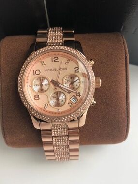 BRAND NEW Michael Kors Rose Gold Watch Mk5827